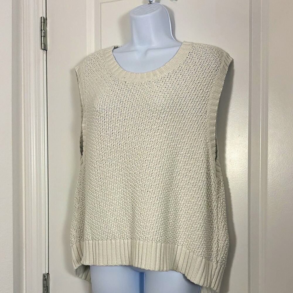Banana Republic Women’s Beige Knit Sleeveless Round Neck Cable Vest XL preppy